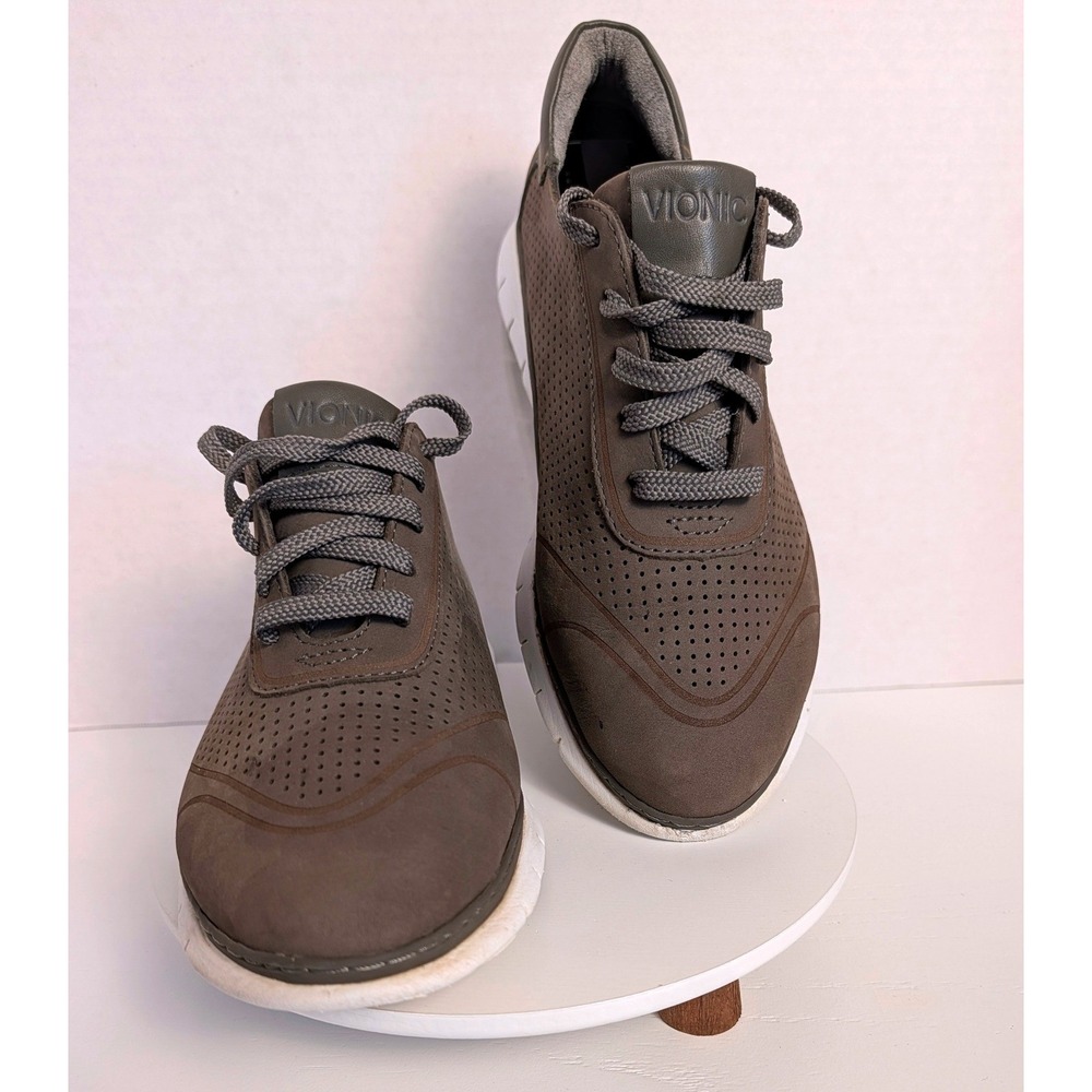 Vionic Riley Grey Perforated Leather Sneakers Women Size 7.5 Wide Minimalist